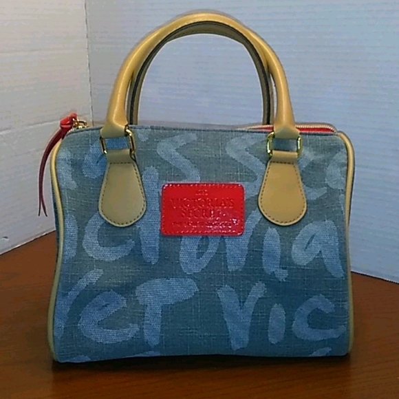 Victoria's Secret Handbags - Victoria's Secret hand bag.